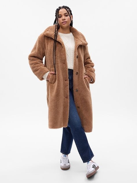 Sherpa Coat Outfit, Long Sherpa Coat, Gap Jeans Women, White Puffer Vest, Bear Coat, Sherpa Coat, Belted Jacket, Gap Jacket, Sherpa Jacket