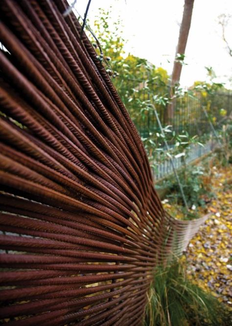 A New World Composting Shed in Edinburgh Steel Fence, Garden Screening, Garden Compost, Wicker Decor, Metal Fence, Rusted Metal, Corten Steel, Garden Tours, Composting