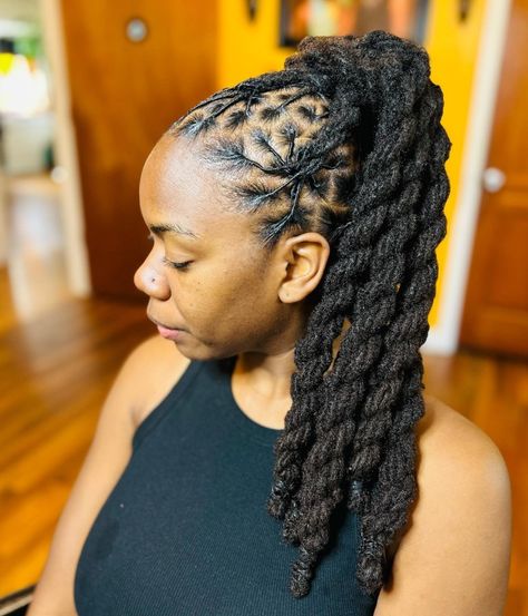 Pony with Twisted Dreads Curled High Ponytail, White Girl Dreads, Thick Dreads, Faux Dreadlocks, Long Dreadlocks, Dyed Dreads, Joy Again, Quick Styles, Short Dreadlocks Styles