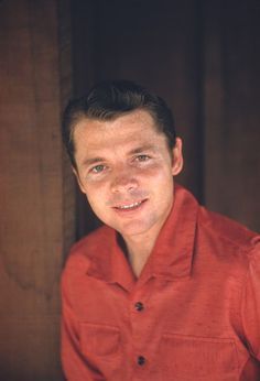 terrance michael murphy son of audie murphy - Yahoo Image Search Results The Saint Tv Series, Gray Ghost, Audie Murphy, Vintage Actors, Louise Brealey, Michael Murphy, American Soldier, Hero Movie, Medal Of Honor