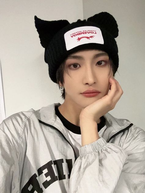 Feminine Men, Ateez Core, J Hope Selca, Jeong Yun-ho, Park Seonghwa, Park Seong-hwa, Best Kpop, Kim Hongjoong, Baby Mama