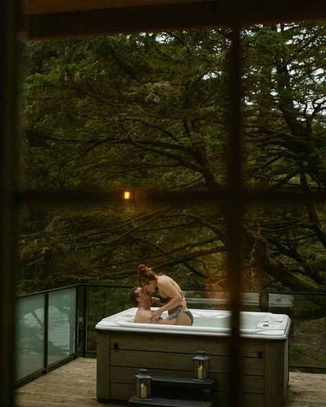 I told you part 2 would be good 🔥 New favourite date idea- book the coziest, most beautiful cabin with a hot tub and make some memories with the love of your life… oh and document it of course 📸 @remma_g11 and @trever_24 absolutely nailed their session 🤍🌱 #tofino #ucueletbc #tofinophotographer #nanaimophotographer #emotionsurfers #dirtybootsandmessyhair #bcphotographer Cabin Romance Aesthetic, Jacuzzi Couple Aesthetic, Hot Tub Vibes, Hot Tub Photoshoot Ideas Couples, Couple Cabin Aesthetic, Hot Tub Aesthetic Couple, Cabin Instagram Pictures, Hot Tub Couple Pics, Hot Tub Couple