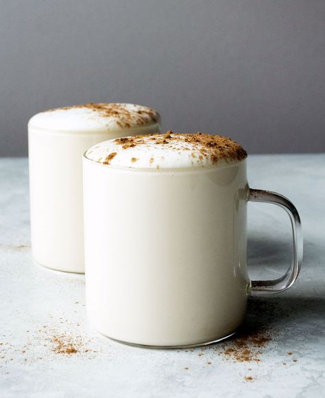 Latte Ideas, Steamed Milk At Home, Easy Drinks To Make, Tea Lattes, Iced Chai Latte, Tea Latte Recipe, Tea Drink Recipes, Caffeine Drinks, Chai Recipe