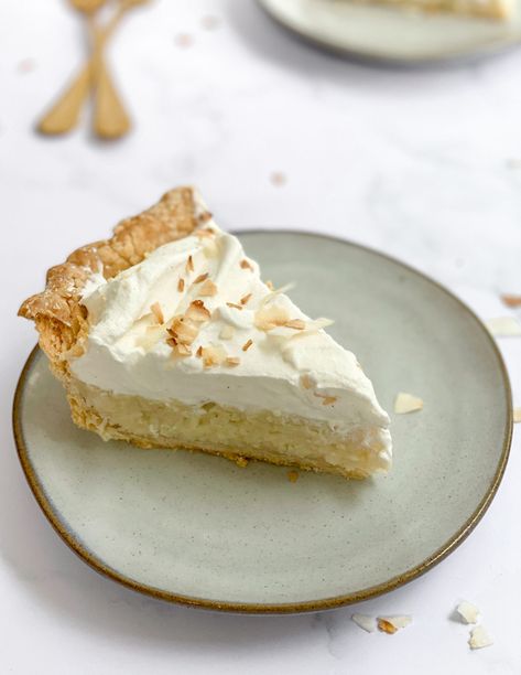 The Best Coconut Cream Pie - SALTED sweets The Best Coconut Cream Pie, Blind Bake Pie Crust, Perfect Flaky Pie Crust, Best Coconut Cream Pie, Flaky Pie Crust Recipe, Coconut Chocolate Chip Cookies, Coconut Tart, Slice Of Pie, Pie Slice