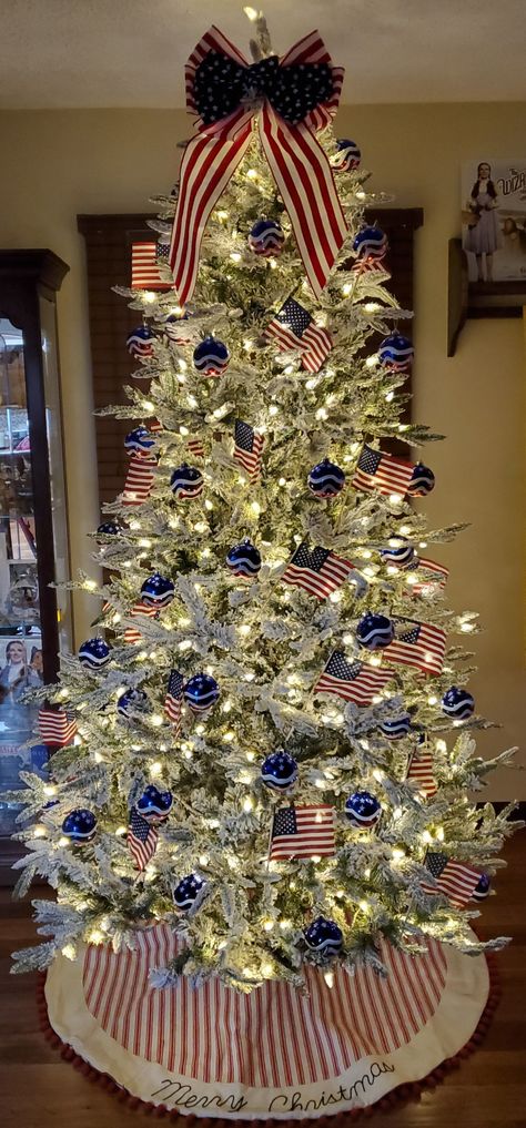 Veterans Christmas Tree, Red Blue White Christmas Tree Ideas, Usa Christmas Tree, Patriotic Trees Christmas, Fourth Of July Christmas Tree, America Christmas Tree, Americana Christmas Tree Ideas, 4th Of July Christmas Tree, Patriotic Christmas Tree Ideas