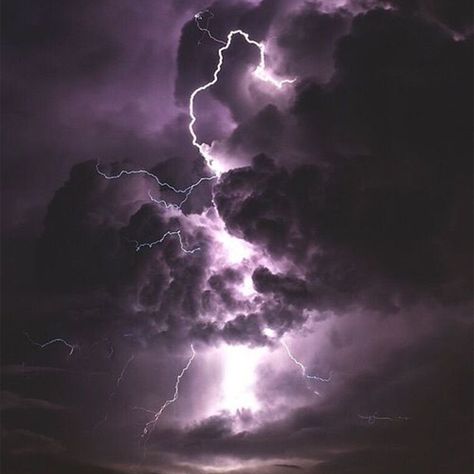 Purple Lightning Aesthetic, Lightning Aesthetic, Morgana Le Fay, Purple Lightning, Rosé Aesthetic, Thunder And Lightning, Lightning Storm, Storm Clouds, Wallpaper Cave