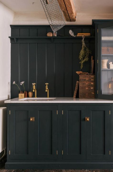 Farmhouse Kitchen Cabinet Decor, Modern Farmhouse Kitchen Cabinets, Shaker Style Kitchen Cabinets, Kitchen Ikea, Kitchen Cabinet Trends, Refacing Kitchen Cabinets, Devol Kitchens, Dark Kitchen Cabinets, Shaker Style Kitchens