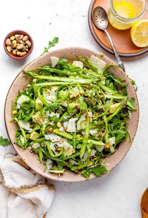 Shaved Asparagus Salad, Asparagus Salad Recipe, Lemon Salad Dressings, Shaved Asparagus, Salad Appetizer Cups, Grilled Asparagus Recipes, Lemon Salad, Spring Salad Recipes, Asparagus Recipes