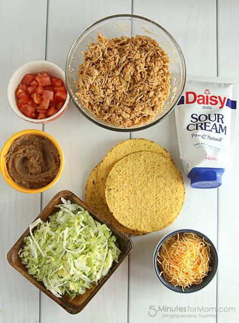 Chicken Tostada Recipes, Chicken Fajitas Seasoning, Best Fajita Recipe, Tostadas Recipe, Easy Shredded Chicken, Tostada Recipes, Baked Chicken Fajitas, Chicken Tostadas, Ways To Cook Chicken