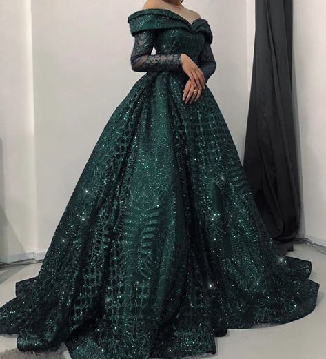 Emerald Green Desi Wedding Dress, Emerald Green Ball Gown Long Sleeve, Afghan Nikkah Dress Emerald Green, Emerald Green Gown Wedding, Emerald Green Wedding Gown, Emerald Ball Gown, Muslim Engagement Dress, Green Wedding Gown, Slytherin Outfit Ideas