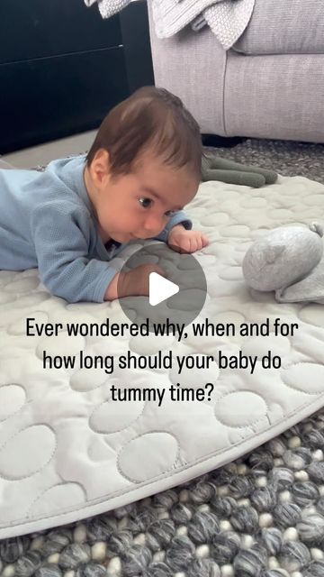 2 Month Tummy Time, Safe Sleeping For Newborns, 3 Month Old Tummy Time, 2 Month Old Activities, Tummy Time Activities 3 Months, Contrast Pictures, 3 Month Old Baby Pictures, Tummy Time Newborn, Newborn Activities