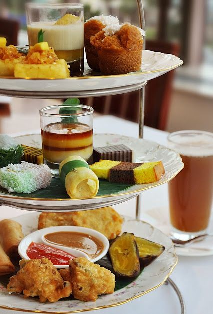 Grand Hyatt Jakarta - Google+ - Javanese Afternoon Tea Hi Tea, Afternoon Tea Recipes, Grand Hyatt, Green Smoothie, Chocolate Covered Strawberries, Sweets Recipes, Tea Recipes, High Tea, Chocolate Covered