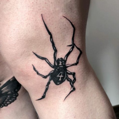 Chanti :) on Instagram: “spider tat inspired by hxh🕷 done on myself :)) - - - - tags: #tattoo #tattoos #tattooart #spidertattoo #hxh #hunterxhunter #hisoka…” Hxh Tattoo, The Phantom Troupe, Tattoo Spider, Hunter Tattoo, Stick Poke Tattoo, Hunterxhunter Hisoka, The Sinister, Naruto Tattoo, Spider Tattoo