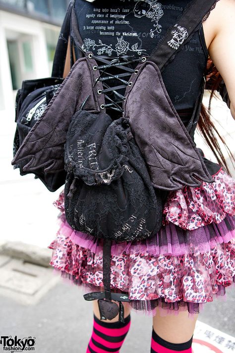 Gothic Harajuku Girl w/ Twin Tails, h.NAOTO Corset & Algonquins Tutu Purse To Backpack, Backpack With Wings, Wing Backpack, Punk Backpack, Grunge Backpack, Aesthetics List, Heart Corset, Wings Backpack, Goth Backpack