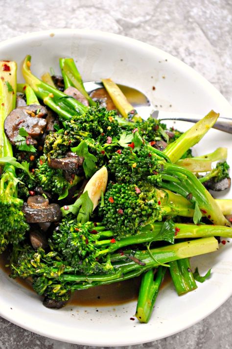 This broccolini Marsala is the perfect way to eat yo' veggies. Super garlicky broccolini sauteed and then tossed in a mushroom Marsala sauce! Broccolini Sauteed, Mushroom Marsala Sauce, Mushroom Marsala, Vegan Comfort Food Recipes, Vegan Entree Recipes, Rabbit And Wolves, Marsala Sauce, Peasant Food, Vegetarian Ideas