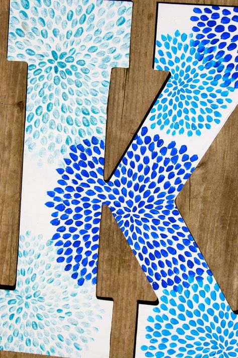 Cute way to paint letters! #Crafts #Crafting #DIY #CheapSororityCrafts #CheapSororityGifts #Gifts #Sorority Greek Letters Painted, The Letter K, Alfabet Letters, Sorority Crafts, Painted Letters, Letter K, Custom Hand Painted, Crafty Craft, Crafty Diy