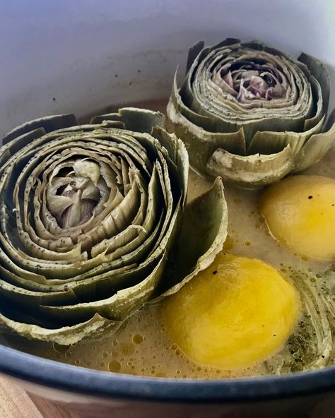 Dutch Oven Steamed Artichokes - Dutch Oven Daddy Dutch Oven Artichokes, Dutch Oven Side Dishes, Steamed Artichokes, Steam Artichoke, Becoming Vegetarian, How To Cook Artichoke, Healthy Appetizer, Cinnamon Rolls Easy, Kid Life