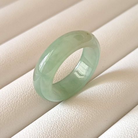 Jade Rings For Women, Green Jade Ring, Platinum Pixie, Packing Gift, Emerald Color, Jewelry Fashion Trends, Jade Ring, Jewelry Pins, Natural Jade