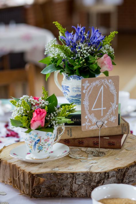 Vintage Wedding Table Settings, Log Centerpieces, Afternoon Tea Wedding, Vintage Wedding Centerpieces, Secret Garden Parties, Vintage Wedding Table, Garden Party Theme, Table Arrangements Wedding, Wedding Ceremony Ideas