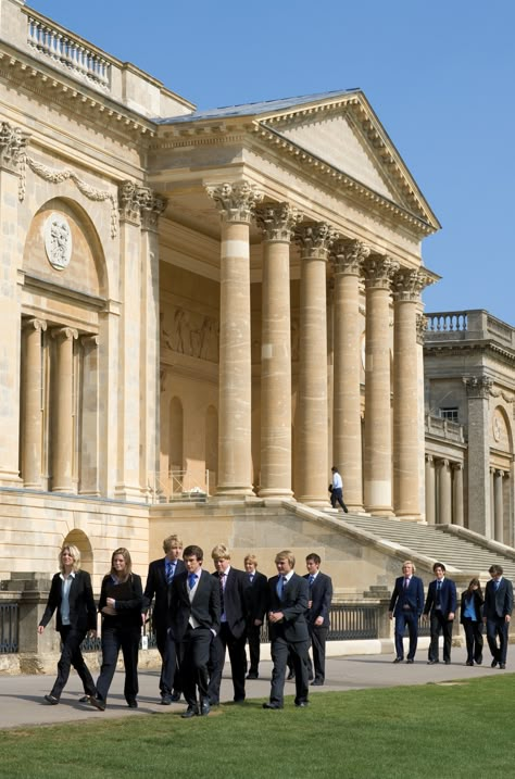 Moving up to sixth form is an exciting change for students. The number of 16-18 year-olds who choose to board for sixth form is increasing and as such schools are building outstanding boarding facilities. Image: Stowe School, Buckingham French Boarding School Aesthetic, Old Money School Building, Charter School Aesthetic, English Boarding School Aesthetic, Old Money Boarding School, Rich Boarding School Aesthetic, Luxury Private School, Rich Private School Aesthetic, Stowe School