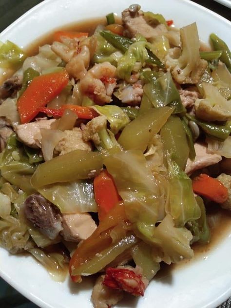 Chopsuey my recipe Chopsuey Recipe Filipino, Chopsuey Recipe, Pinoy Food, Filipino Food, Filipino Recipes, Family Meals, Pasta Salad, Salad, Pasta