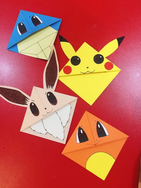 Marque Page Pokemon, Pokémon Bookmark, Pokemon Origami, Pokemon Bookmark, Ecofriendly Crafts, Diy Paper Toys, Handmade Bookmarks Diy, Pokemon Craft, Bookmark Card