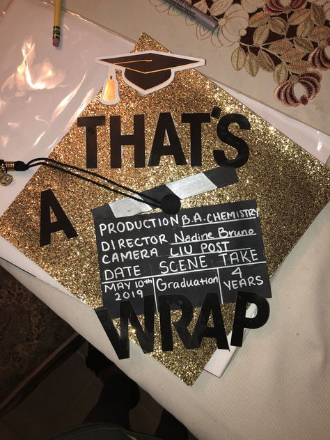 Newsies Graduation Cap, Theater Graduation Cap, Graduation Hat Designs, Creative Graduation Caps, High School Graduation Pictures, Graduation Boards, Graduation Hats, College Grad Cap Ideas, Graduation Cap Decoration Diy