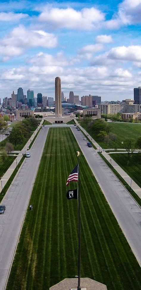 Liberty Memorial Kansas City Missouri   ♥ Repinned by Annie @ www.perfectpostage.com Liberty Memorial Kansas City, Missouri Scenery, Kc Skyline, Travel Missouri, Chiefs Wallpaper, Usa Dream, Kansas City Skyline, Midwest Living, Time Traveler