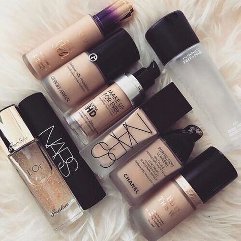 foundations, foundation makeup, foundation collage Make Up Guide, The Best Foundation, Makeup Tip, Make Up Tools, Beauty Make-up, Makeup Guide, Foundation Makeup, It Cosmetics, Best Foundation