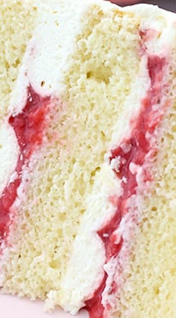 Strawberry Mascarpone, Mascarpone Cake, Strawberry Layer Cakes, Strawberry Birthday Cake, Savory Cakes, Blackberry Cake, Moist Vanilla Cake, Salty Cake, Cake Fillings