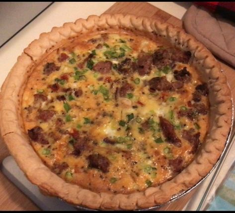 Turkey Quiche, Basic Quiche, Egg Quiche Recipes, Sausage Quiche Recipes, Basic Quiche Recipe, Filet Mignon Chorizo, Bacon And Cheese Quiche, Sausage Quiche, Big Green Egg Recipes