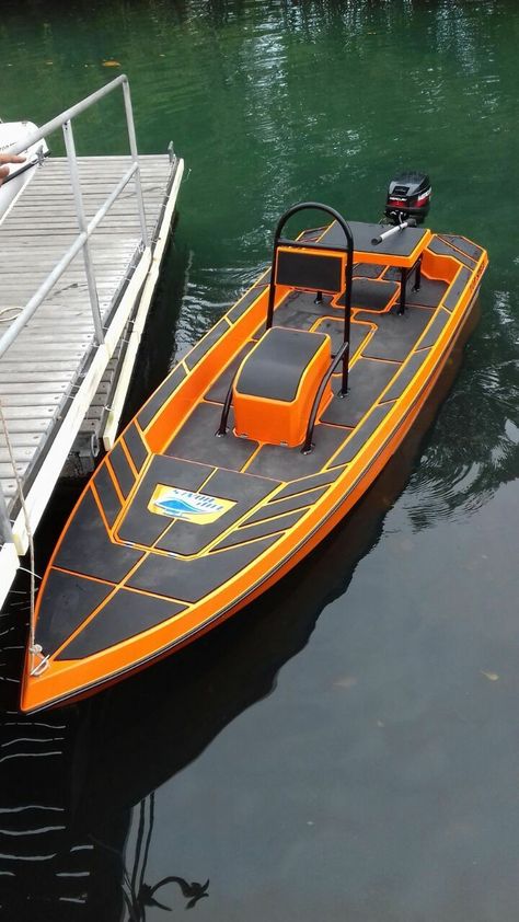 Boat Canopy, Kayak Fishing Diy, Pesca In Mare, Angler Kayak, Small Fishing Boats, Model Boat Plans, Wood Boat Plans, Kayak Boats, Diy Boat