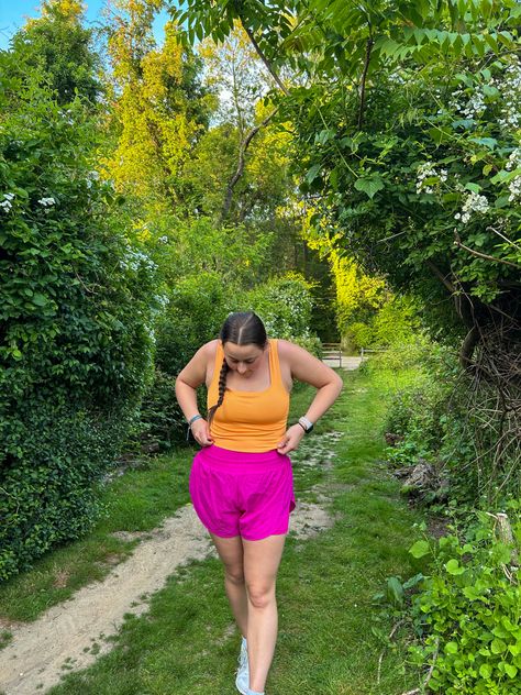 Colorful outfit, grass picture, instagram inspo, colorful, trees pic, workout clothes, pink and orange, green, apple watch, braid, braided hair pics, sunset pics, sunset inspo, pastels, rainbow, clouds, pretty clouds, white sneakers outfit, outfit inspo, workout clothes inspo, colorful workout clothes Colorful Athletic Outfits, Bright Workout Outfits, Rave Moodboard, Grass Picture, Bright Summer Outfits, Green Apple Watch, Outdoorsy Outfits, Exercise Outfits, Pretty Clouds