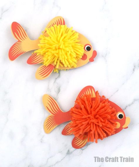 Goldfish Craft, Easy Pom Pom, Pasta Crafts, Ocean Animal Crafts, Duck Crafts, Pom Pom Animals, Paper Pom Pom, Turtle Crafts, Felt Bookmark