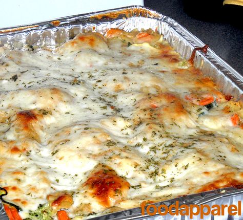 Vegetable Lasagna Recipe White Sauce, Healthy Vegetable Lasagna, Vegetable Lasagna With White Sauce, Lasagna With White Sauce, Ugly Food, White Sauce Recipes, Veggie Lasagna, Vegetable Lasagna, Italian Foods