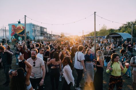 From open-air cinemas and bustling festivals, there are a lot of fun summer events in Rotterdam. Discover the best events from June to September! Opener Festival, Open Air Cinema, 2025 Vision, Summer Events, Fun Summer, Open Air, Rotterdam, Summer Fun, Vision Board