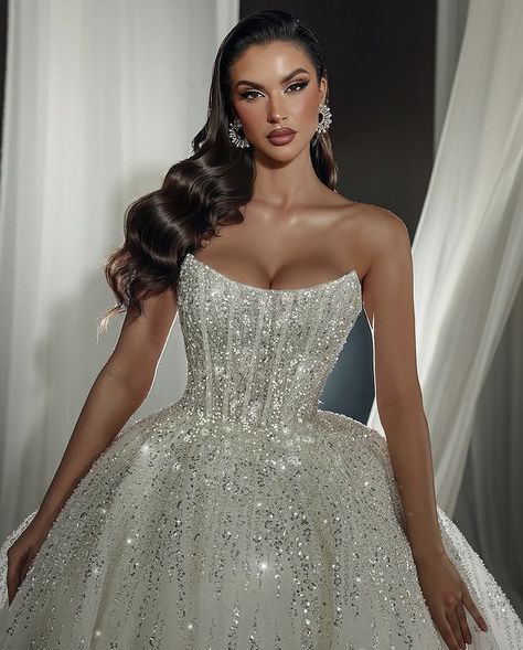 Sima Couture, Glamorous Wedding Gowns, Arabian Wedding, Gala Gowns, White Dress Formal, Womens Active Wear Outfits, Reception Gown, Pearls Wedding, Gowns Wedding