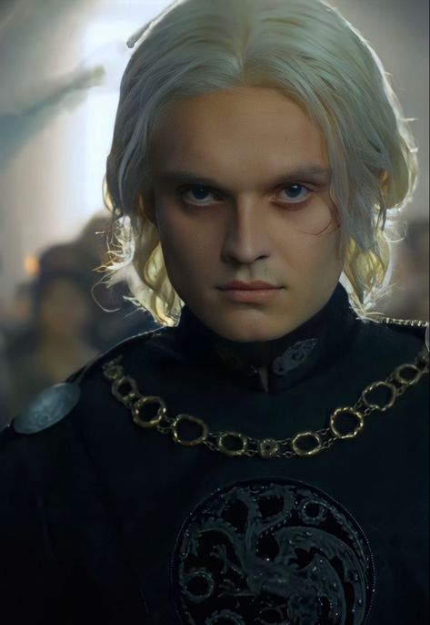 House of the dragon aegon targaryen ep 9 Targaryen Hair, Aegon Ii Targaryen, Aegon Targaryen, Game Of Thrones Poster, Dragon Zodiac, Aemond Targaryen, Dragon House, Dragon Series, Targaryen Aesthetic