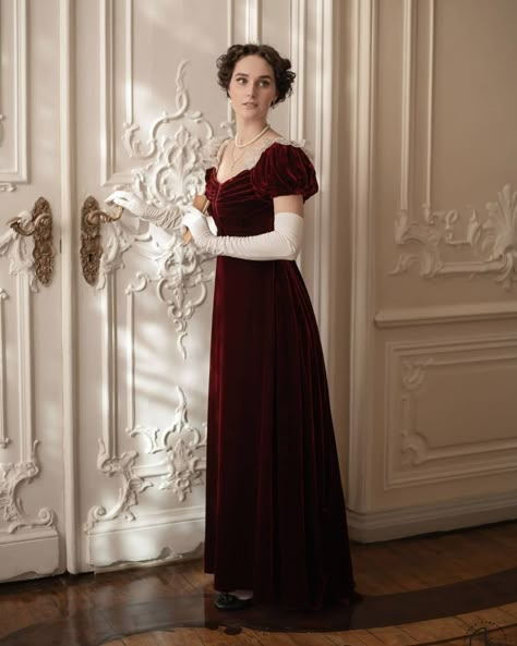 1810s Dress, Dress Aesthetic Vintage, Regency Era Aesthetic, 1800s Dresses, Era Aesthetic, Regency Gown, Regency Era Fashion, Elegant Outfit Classy, Social Class