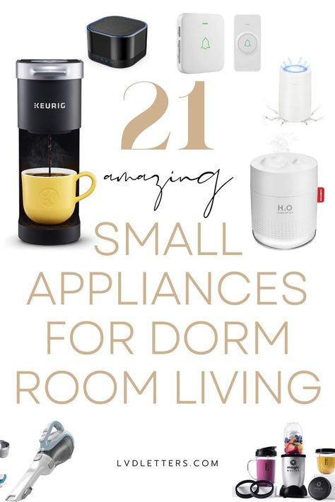 21 AMAZING SMALL APPLIANCES FOR DORM ROOM LIVING. Collage of several dorm room appliance ideas including keurig, vacuum cleaner, doorbell, air purifier, and humidifier College Essentials Supplies, College Essentials List, Room Appliances, College Backpack Essentials, Mini Appliances, Dorm Room Checklist, Dorm Room Layouts, Freshman Dorm, Dorm Room Wall Decor