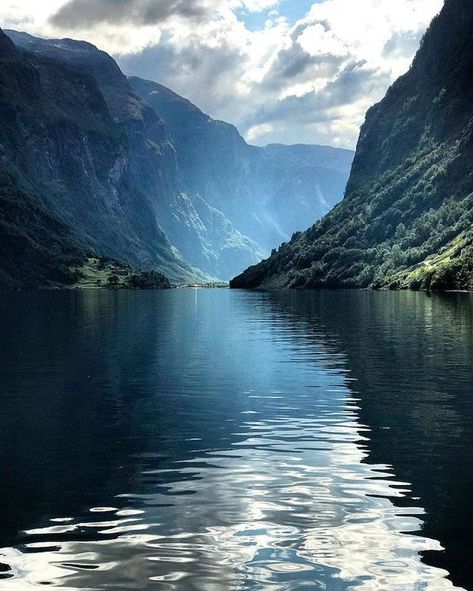 Norway Landscape, Norway Fjords, Trotter, Elba, Google Ads, Pretty Places, Globe Trotter, Heritage Site, Scandinavia