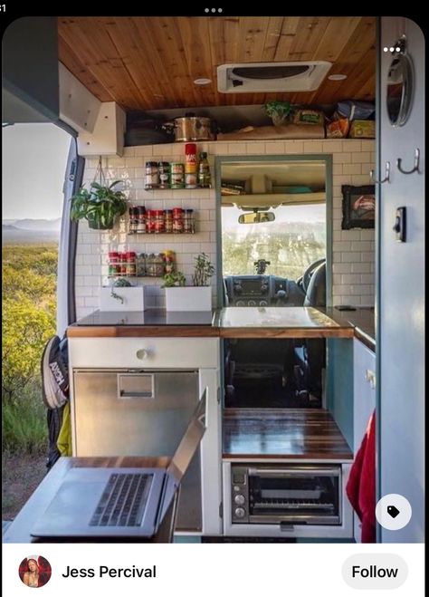 Converted Van, Small Camper, Home Inspo Cozy, Bus Living, Kombi Home, Sprinter Van Conversion, Van Conversion Interior, Bus House, Campervan Life