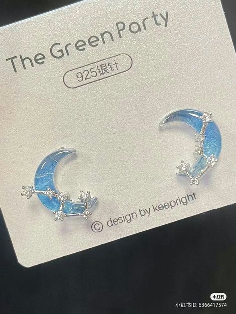 Cute Blue Earrings, Cute Blue Accessories, Baby Blue Accessories, Blue Accessories Aesthetic, Blue Girly Things, Blue Jewelry Aesthetic, Pretty Jewelry Necklaces, Blue Accessories, Jewelry Accessories Ideas