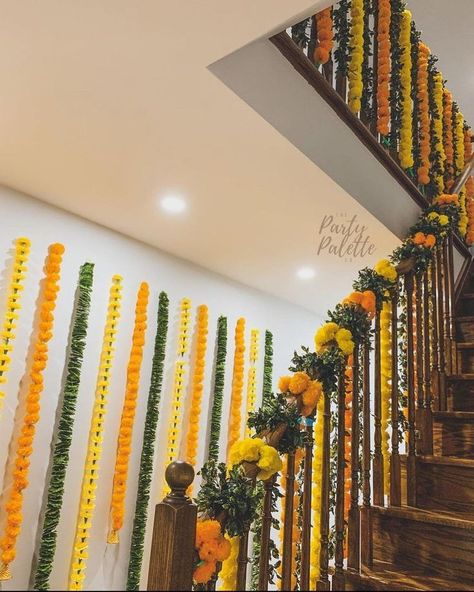 wedding decoration at home Wedding Decoration At Home, Wedding Ceremony Decor Ideas, Ceremony Decor Ideas, Party Palette, Haldi Ceremony Decorations, Wedding Decorations Ideas, Mehendi Decor Ideas, Home Flower Decor, Diy Floral Decor