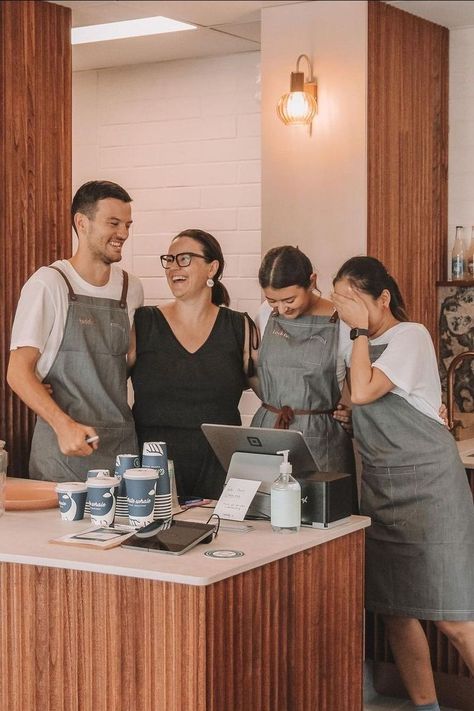 Coffee Shop Branding, Coffee Shop Photography, Burnt Coffee, Barista Fashion, Coffee Shop Aesthetic, Team Pictures, Coffee Photos, Coffee Photography, Team Photos