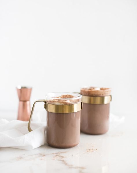 Tequila Spiked Mexican Hot Chocolate - Lively Table Spiked Mexican Hot Chocolate, Chocolate Tequila, Mexican Hot Chocolate Recipe, Homemade Dark Chocolate, Spiked Hot Chocolate, Hot Chocolate Drinks, Signature Cocktails, Mexican Hot Chocolate, Hot Cocoa Mixes