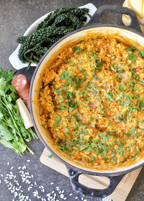 This Butternut Squash & Chorizo Risotto combines Spanish & Italian cuisine in one delightful dish. Quick and easy meal with heaps of flavour! Preparing Butternut Squash, Butternut Squash Skillet, Veggie Wellington, Chorizo Risotto, Easy Entrees, Tomato Risotto, Kitchen Larder, Midweek Meals, Roasted Butternut Squash