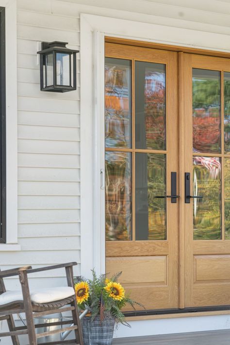 White House With Stained Front Door, White Oak Front Door Exterior, Wood Front Doors With Glass Panels, White Oak Front Door, Wood Glass Front Door, Natural Wood Front Door, White Oak Front Doors, Louver Doors, Stained Front Door