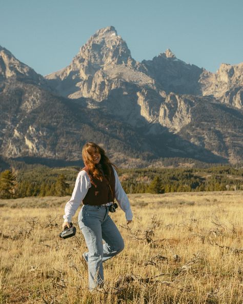 📍JACKSON HOLE, WYOMING IS NOW THE HOME OF KAYLA WILLIS PHOTO & FILM! . I am so excited to have officially made the move to one of my favorite places in the world. This beautiful part of Wyoming speaks to my soul. I am so inspired by the grandiosity of the mountains and the creativity the landscape pours into me. I cannot wait for all the magic that is going to be created! . #JacksonHoleWedding #WyomingWeddings #JacksonHolePhotographer #WeddingStorytelling #DocumentaryWeddingPhotography #LoveI... Wyoming Instagram Pictures, Jackson Wyoming Aesthetic, Jackson Hole Aesthetic, Jackson Hole Wyoming Fall, Jackson Hole Wyoming Summer, Wyoming Aesthetic, Jackson Hole Wyoming Winter, Epic Aesthetic, Jacksonhole Wyoming