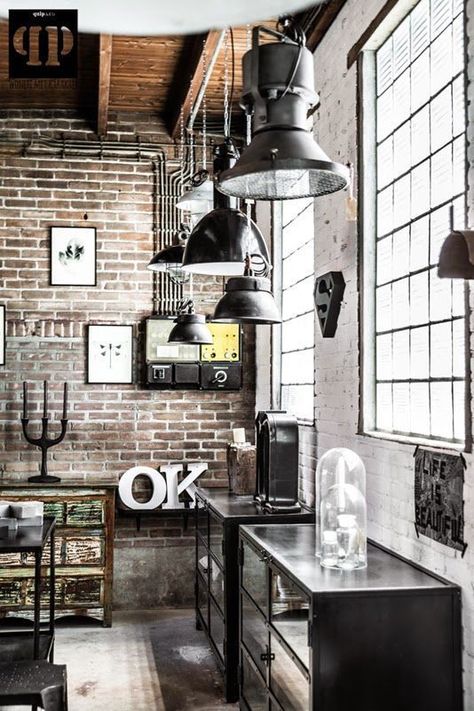 #wattpad #fanfiction I always read these so I thought I'd make one!!!! Industrial Style Loft, Industrial Kitchen Design, Diy Lampe, Loft Industrial, Vintage Industrial Decor, Industrial Living, Industrial Interior Design, Decor Shabby Chic, Industrial Interiors